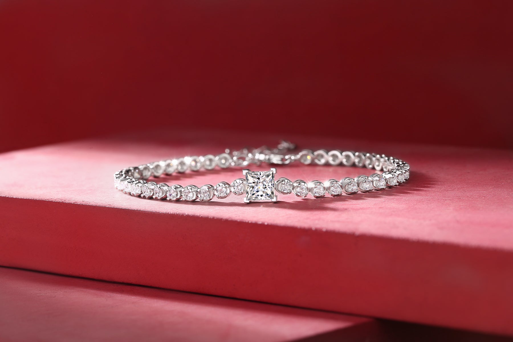 1Rubik Cube Luxury Fashion Mosan Diamond Silver Jewelry Comparable To Natural Diamond Bracelet Prohibit Tk Sales